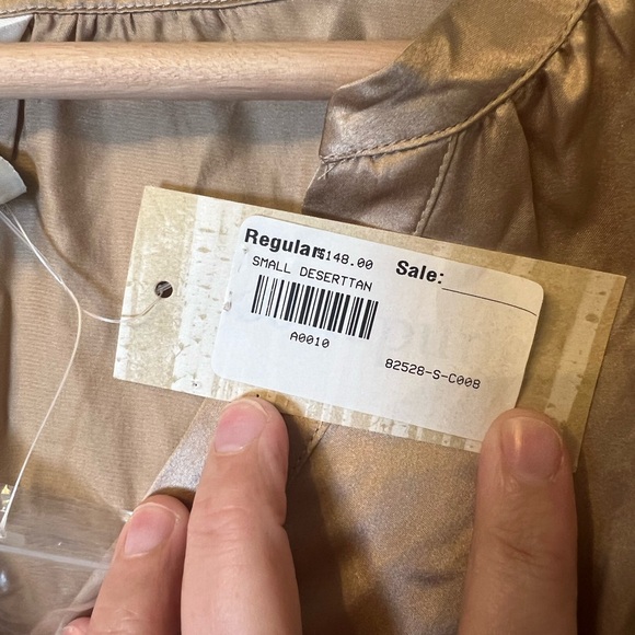 Sundance Women’s Silk Button Down Long Skeeve Top Size Small - Picture 5 of 7